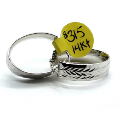 14kt White Gold Earrings